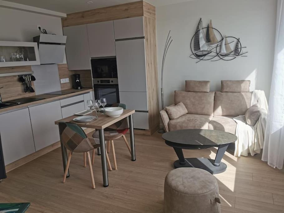 Апартаменты Le Stoubenn, Raffine Et Chaleureux Конкарно Экстерьер фото